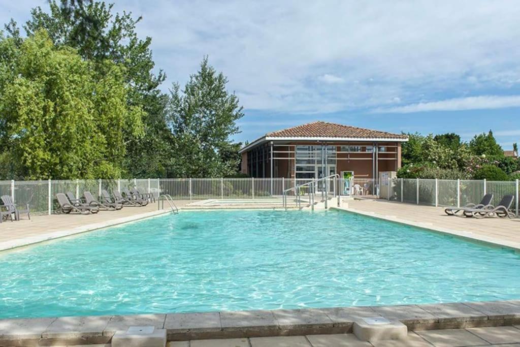 La Provencale Apartment Saint-Saturnin-les-Avignon Exterior photo