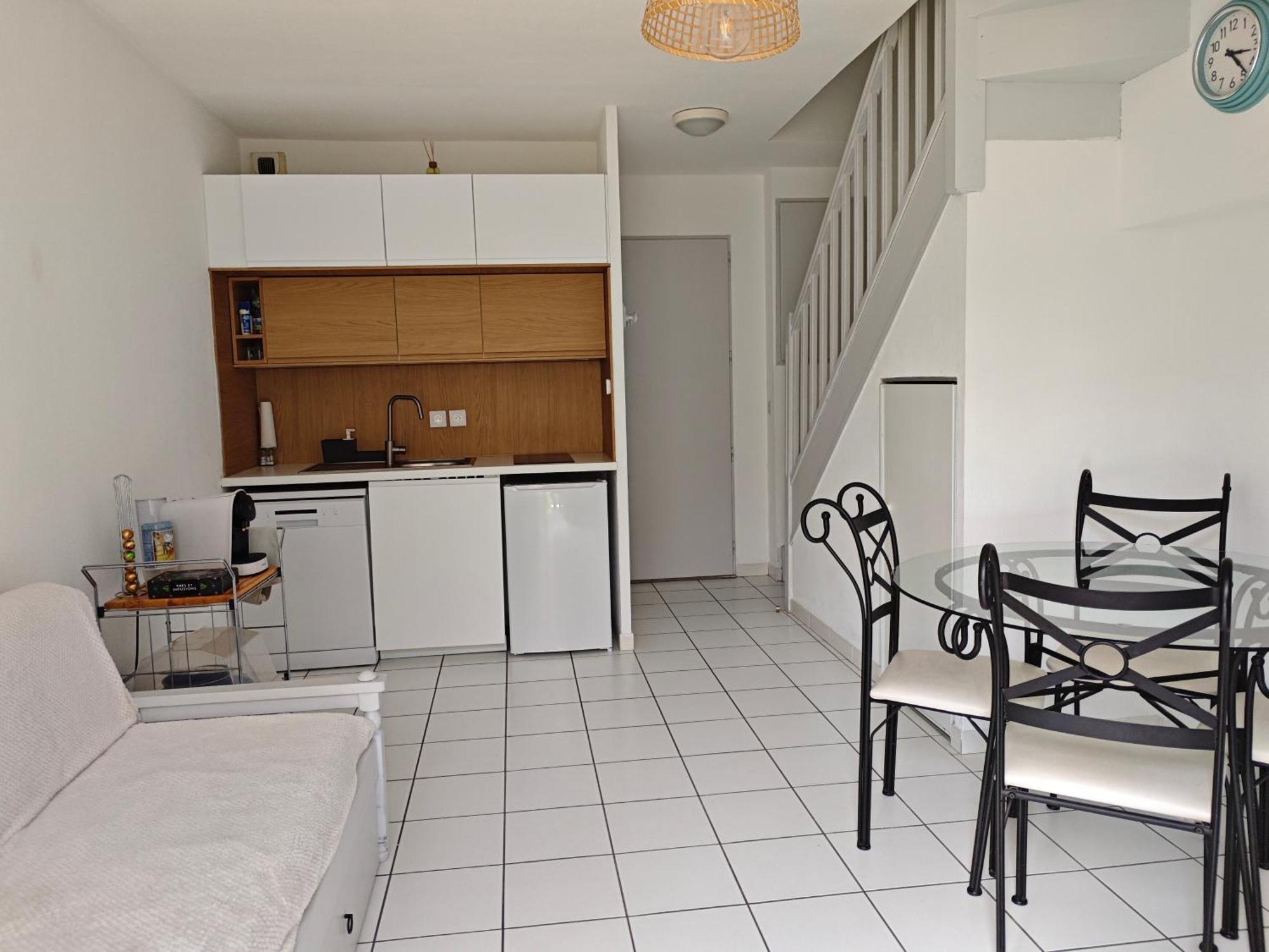 La Provencale Apartment Saint-Saturnin-les-Avignon Exterior photo